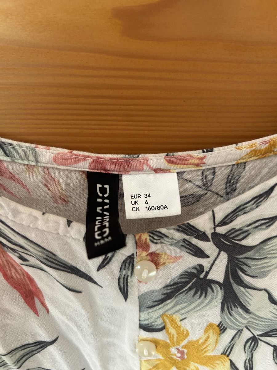 H&M Vestiti: Blumenkleid von H&M, Gr. 34 – Usato da Frauenfeld venduto da jae_vs6j 5