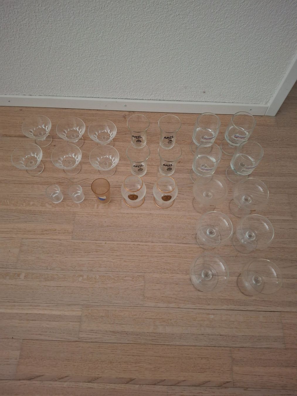Bicchieri: Lot mit 25 Apéro Gläsern – Usato da Dietikon venduto da Hwengi