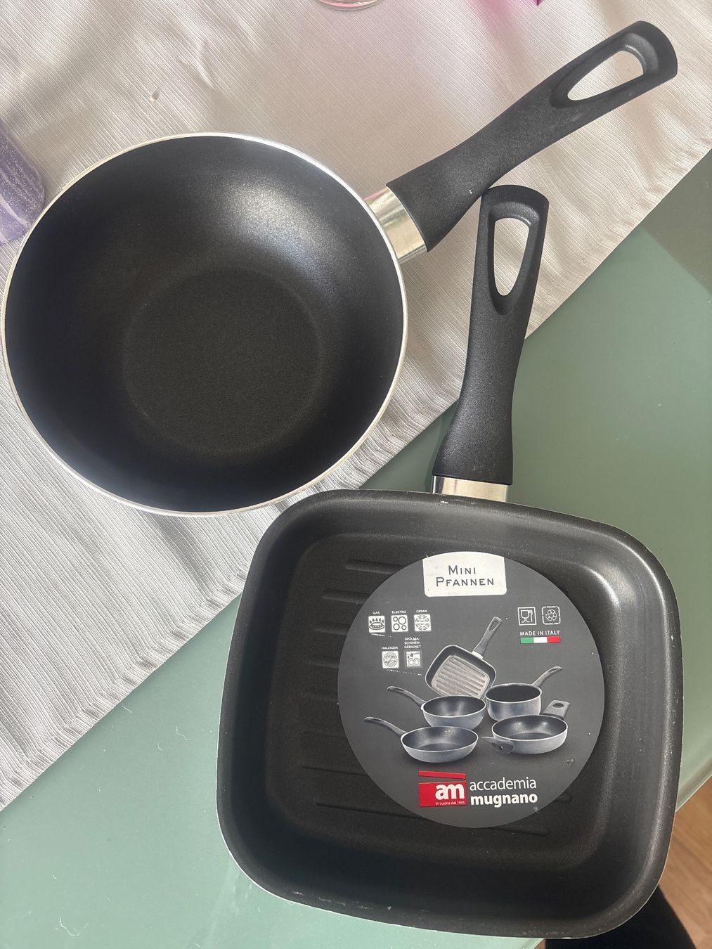 Pfannen: 2er Set Kochpfannen – Neu und originalverpackt aus Aarwangen von kah_79t5