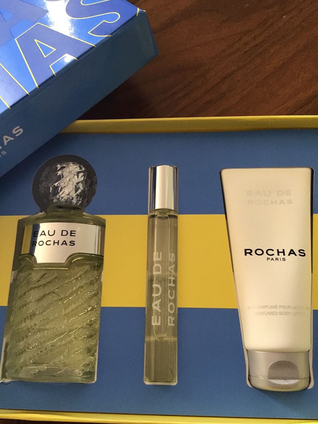 Profumi & Eau de Toilette: Parfüm (Neu) – Nuovo (secondo la descrizione) da Zürich venduto da ArmariodeRuth_Senora 1
