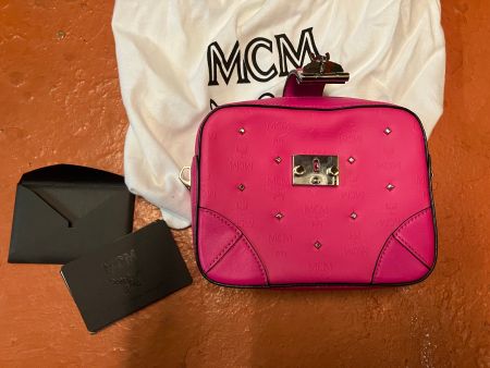MCM kleines Handtäschchen mit Dustbag