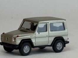 VE1- Herpa Mercedes Geländewagen silbermetallic