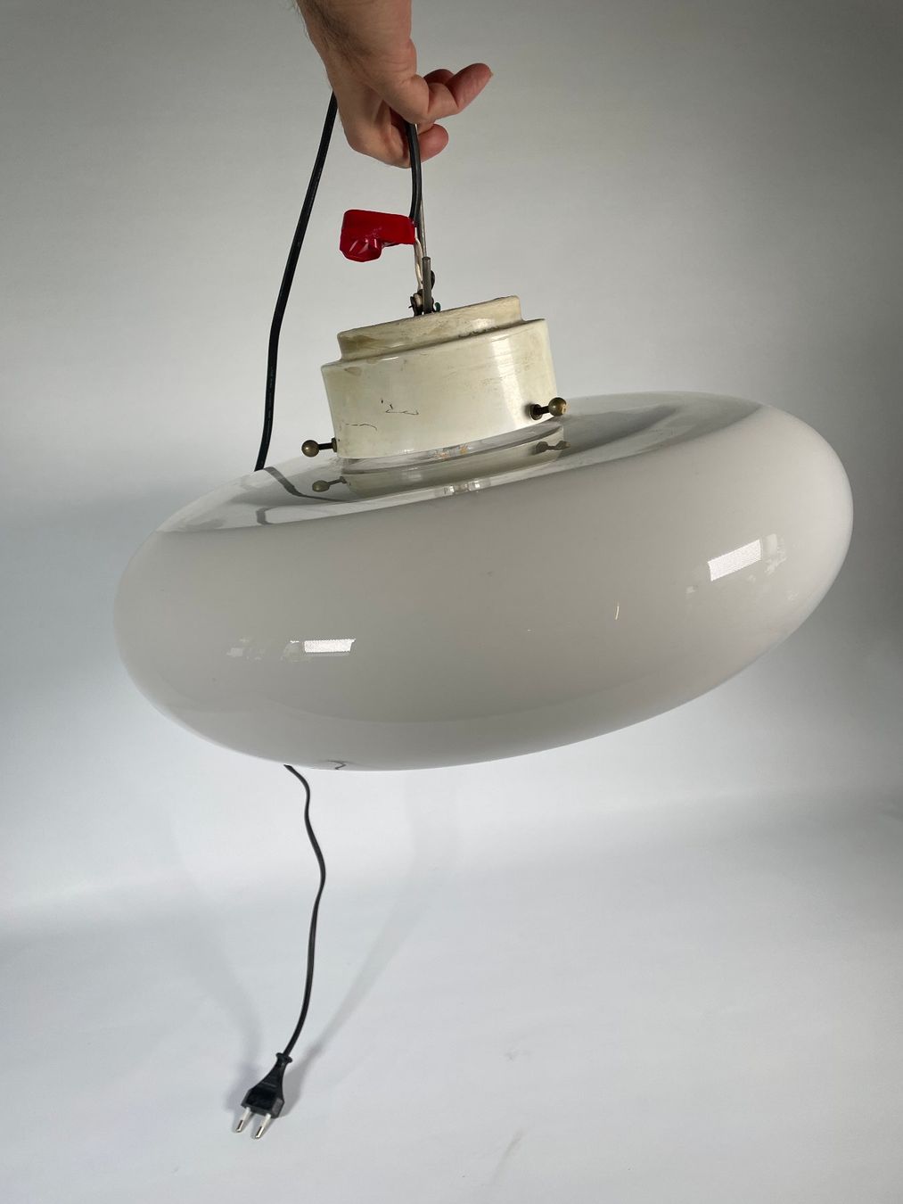 Lampadari & plafoniere: Vintage Deckenlampe aus Opalglas – Usato da Zürich venduto da Hedwig-steig 3