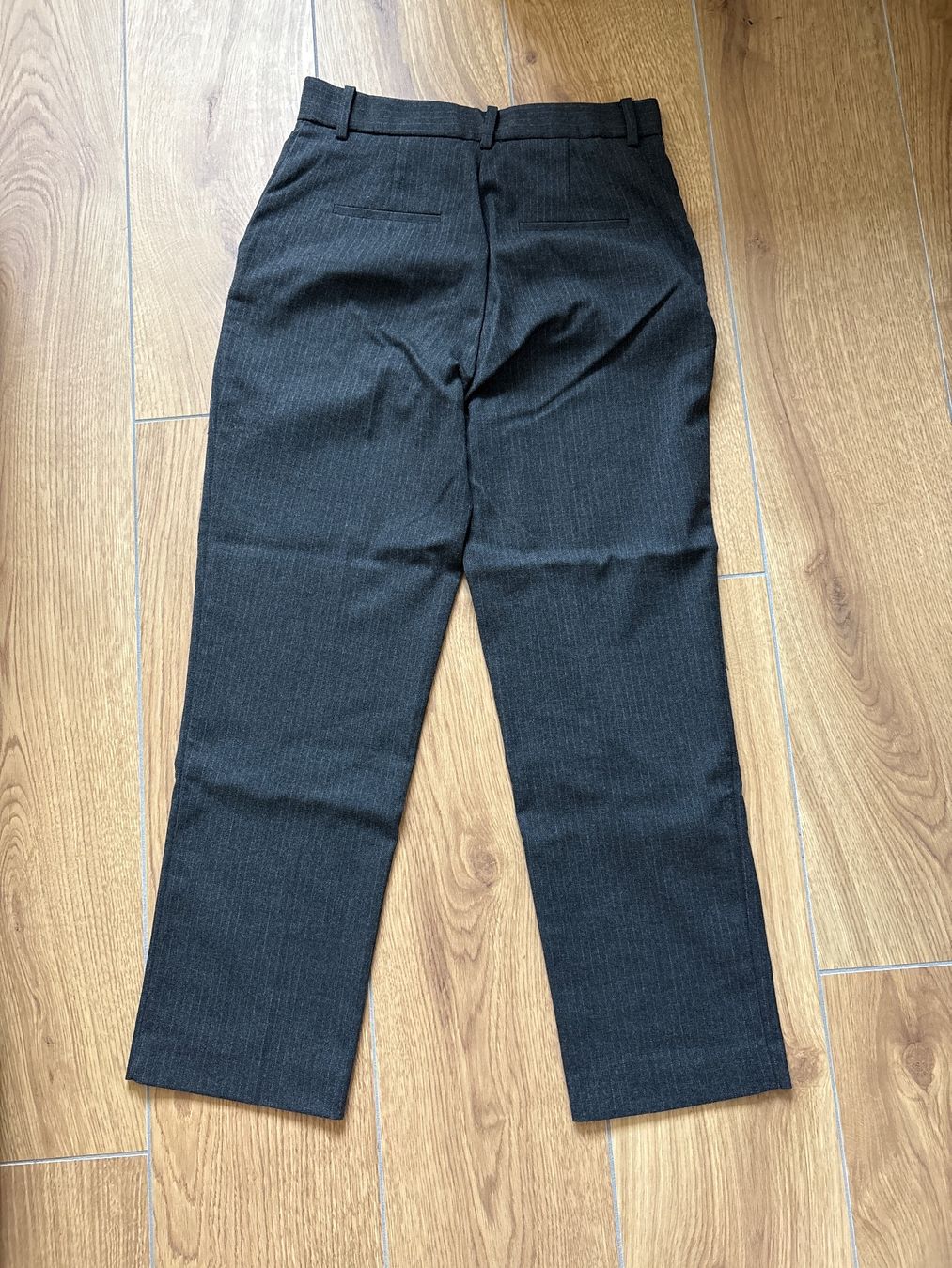 Mango Pantaloni: Pantalon Mango – Usato da Martigny venduto da tha_d5hn 1