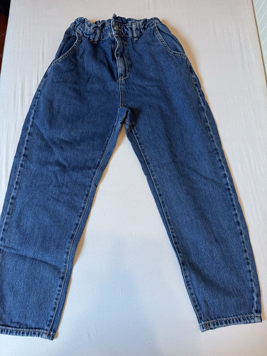 Zara Jeans: Jeans Zara  – Nuovo (secondo la descrizione) da Blonay venduto da Celuna