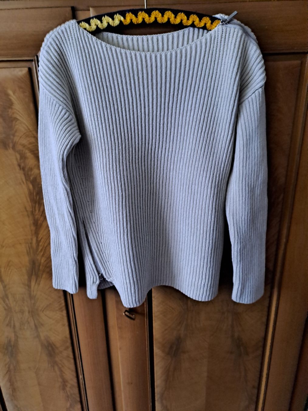 Maglioni & Felpe: Stylischer Strickpullover mit Zipper – Nuovo (secondo la descrizione) da Zürich venduto da Schoebi19