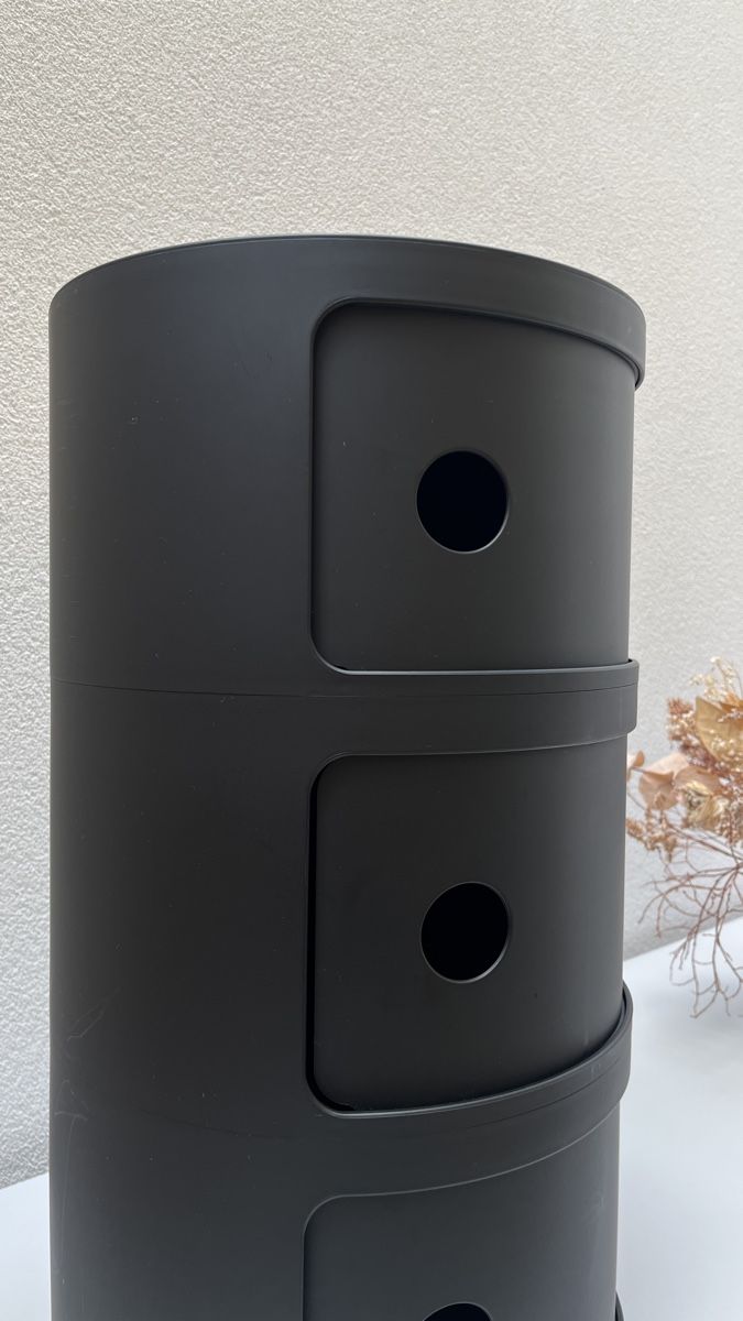 Nachttische: Kartell Componibili schwarzmatt – Gebraucht aus Langnau i. E. von bariza 2