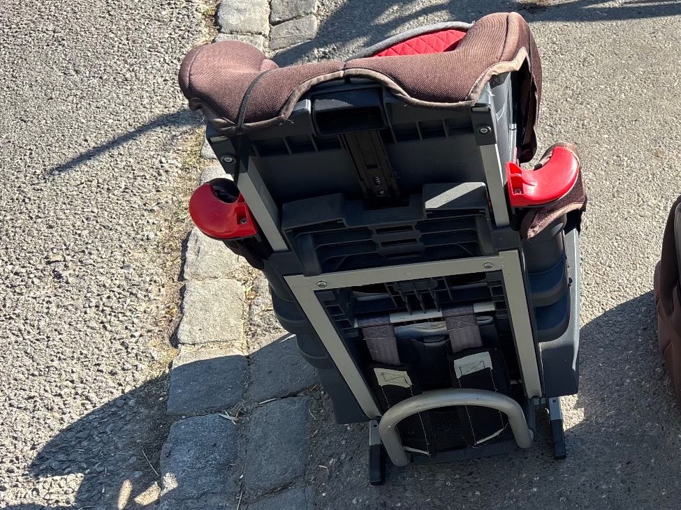 Seggiolini per auto: Kindersitz 9-36 kg Isofix – Usato da Worb venduto da jon_8wpq 2
