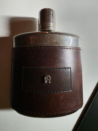 antiker Glas Flachmann Leder ummantelt Etienne Aigner