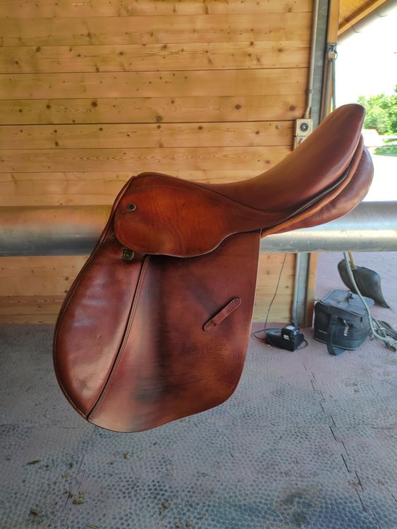 Selle Mixte Stübben 16.5 Pouces - Cuir Marron - Modèle D'occasion