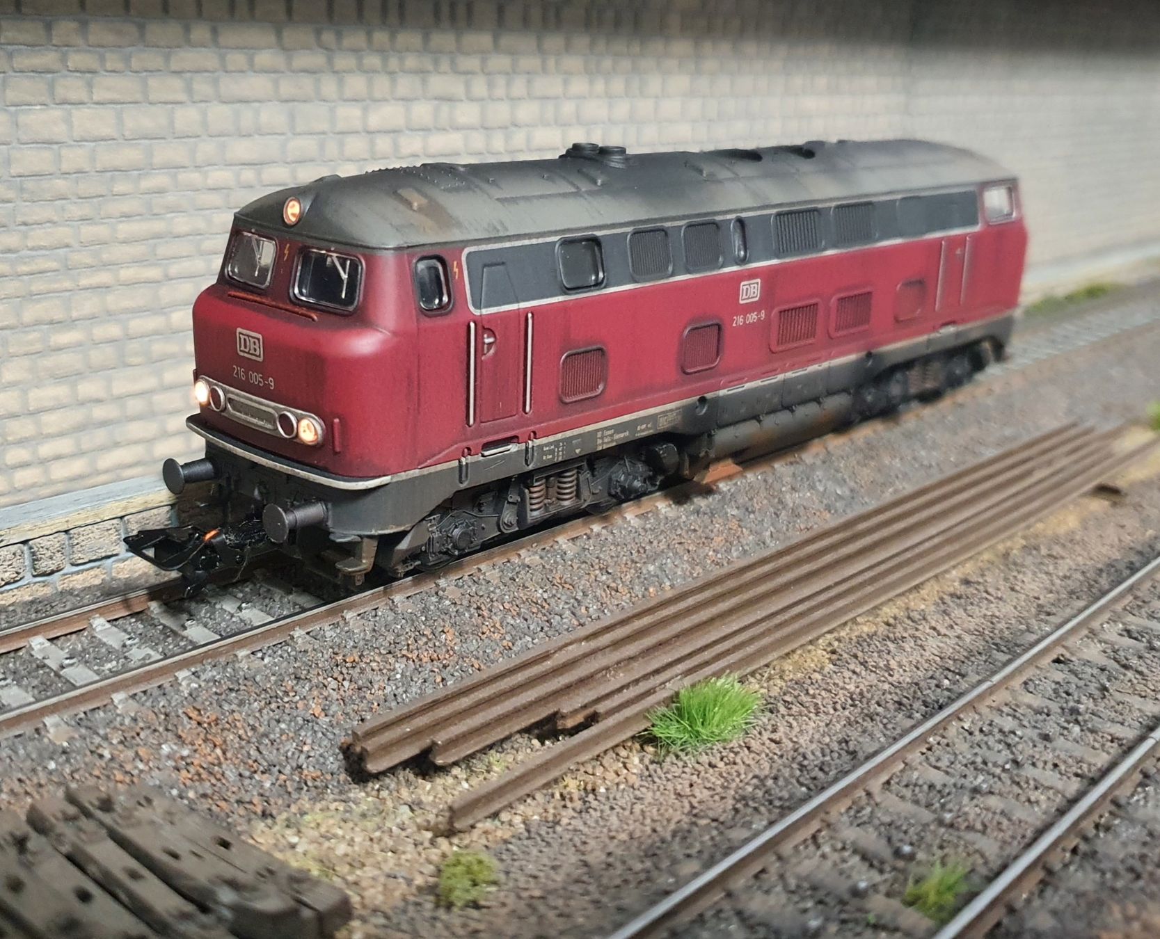 Märklin Modellini di ferrovie: BR 216 LOLLO, DB, MARKLIN 3679, DIGITAL + PATINE – Usato da Loveresse venduto da FIFILOULOU