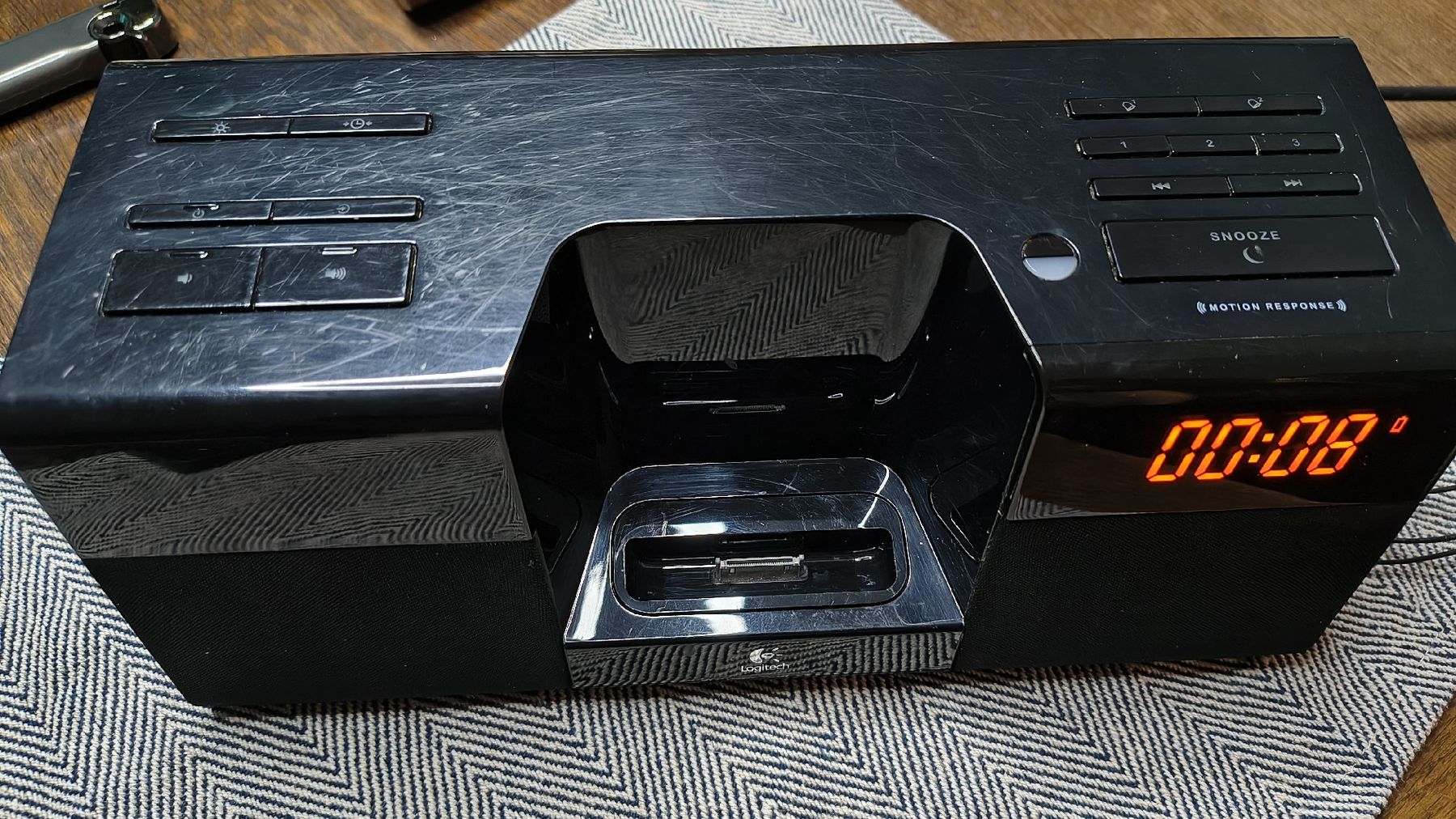 Docking station: Logitech Pure-Fi Anytime IPod Dock – D'occasion à Dietikon par Bobbyboa 1
