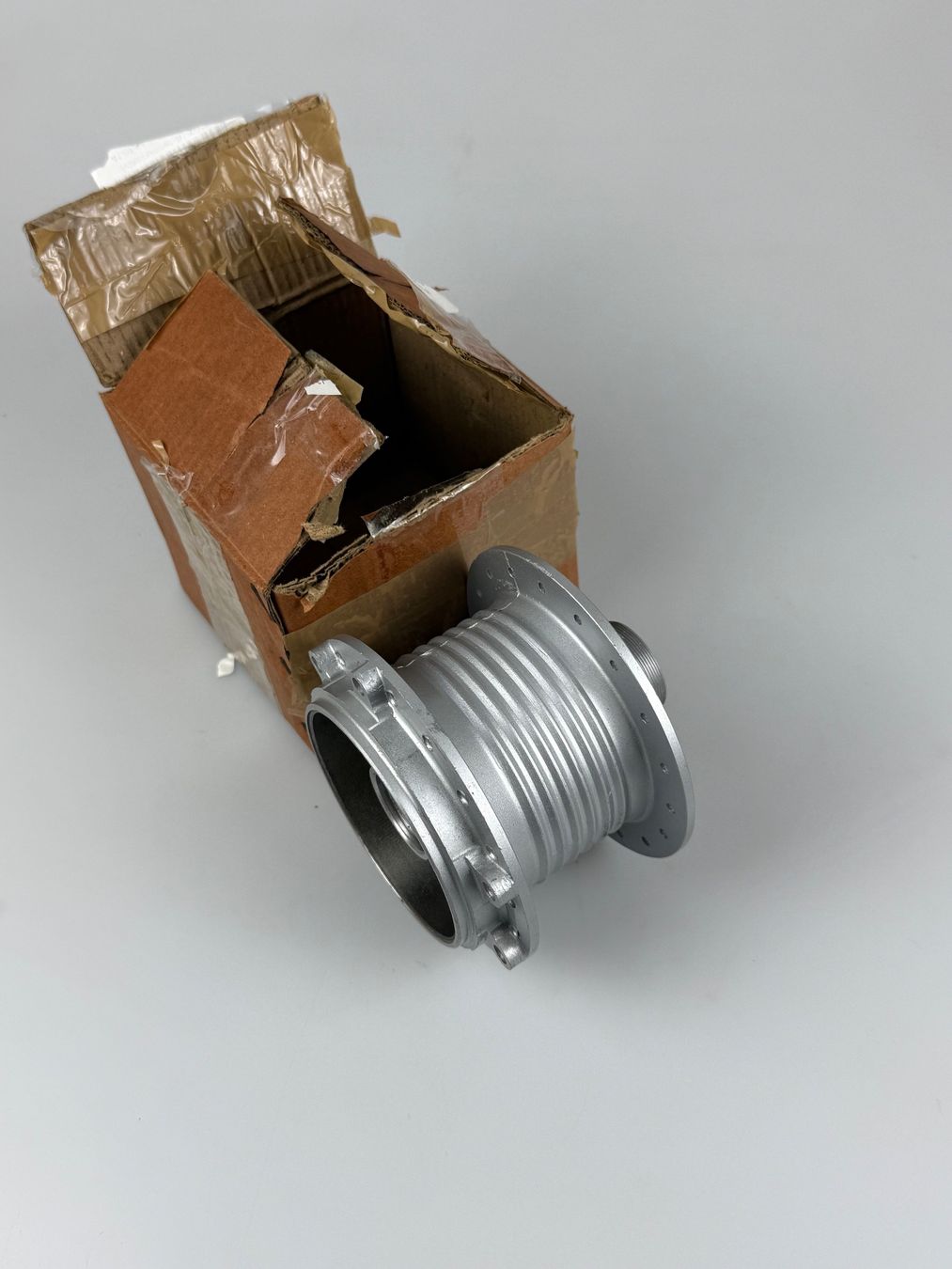 Puch Mofas: Speichennabe hinten Puch – Neu und originalverpackt aus Hallau von mofaplus 2