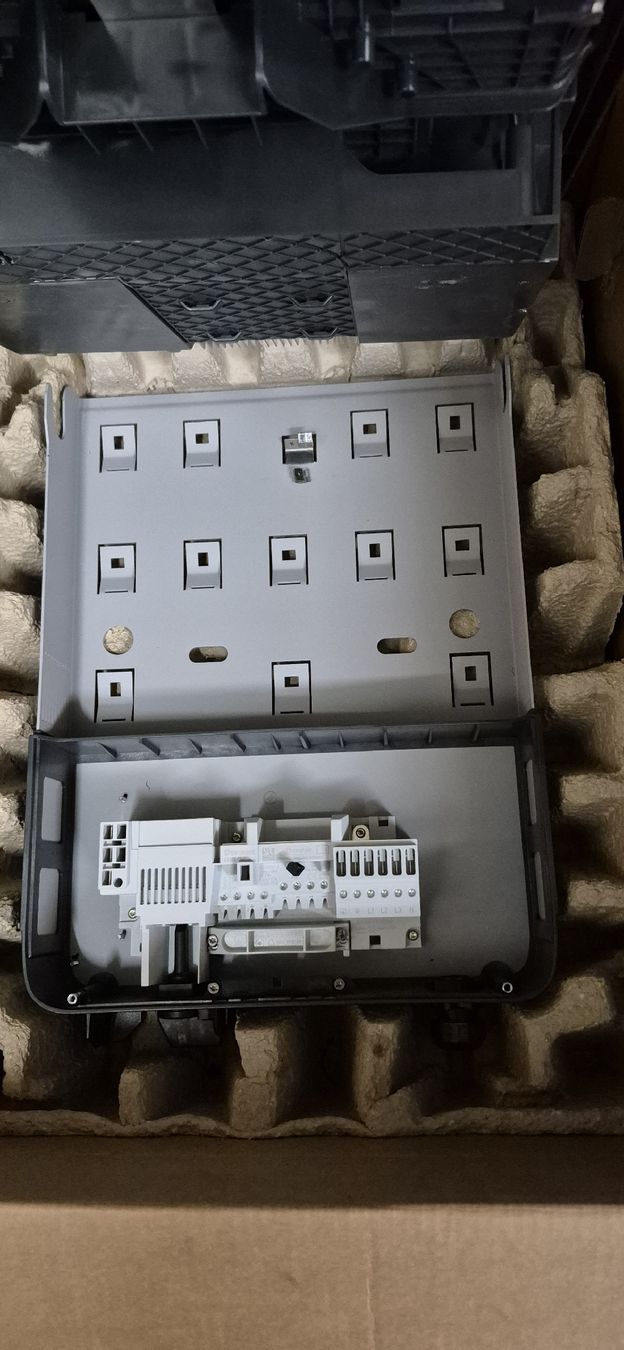 Fronius Inverter: Fronius Symo 4.5-3-M Wechselrichter – Usato da Braunau venduto da Benn80 3