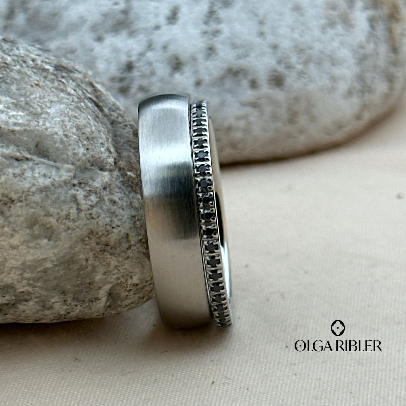 Olga Ribler Bagues: Edelstahl und Titanium Set aus 2 Ringen Grösse 58 – Neuf (Voir description) à Luzern par Schmuckoutlet 7