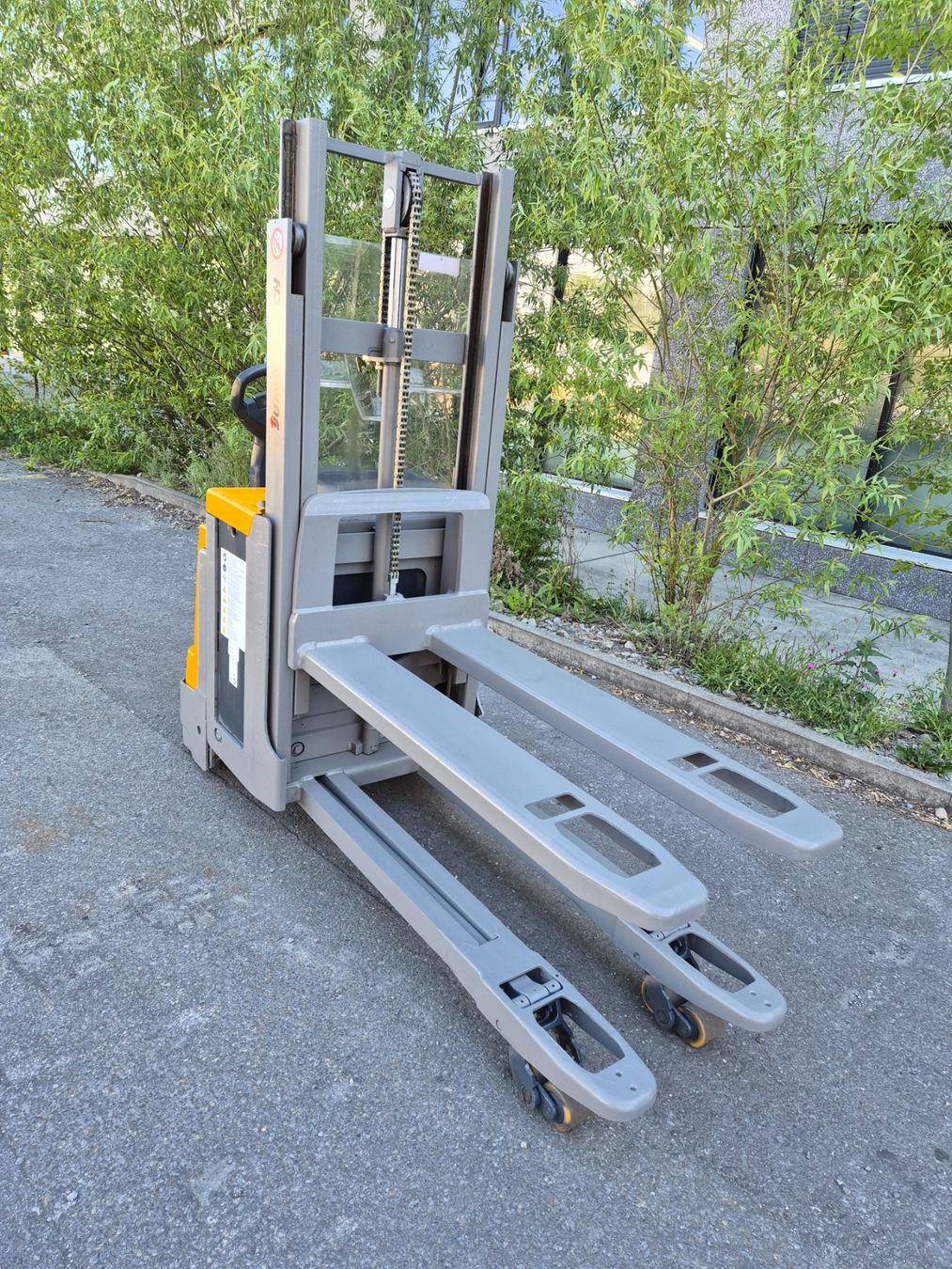 Jungheinrich Carrelli elevatori e a forche: Ameise Jungheinrich EJD220 – Usato da Aarau venduto da LM-Handel