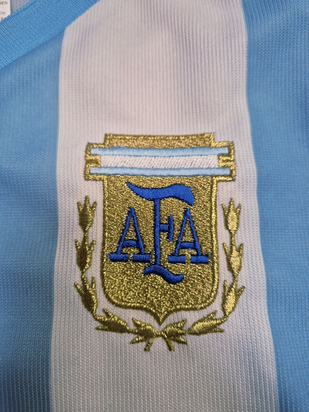 Adidas Leibchen & Hosen: Adidas 2002 Argentinien Trikot Grösse M – Neu (gemäss Beschreibung) aus St. Gallen von CaliSunshine 2