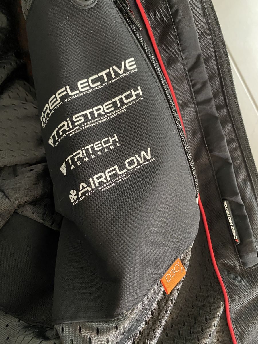 Triumph Jacken: Triumph Motorrad Jacke & Hose – Neu (gemäss Beschreibung) aus Buttwil von Oni-78 4