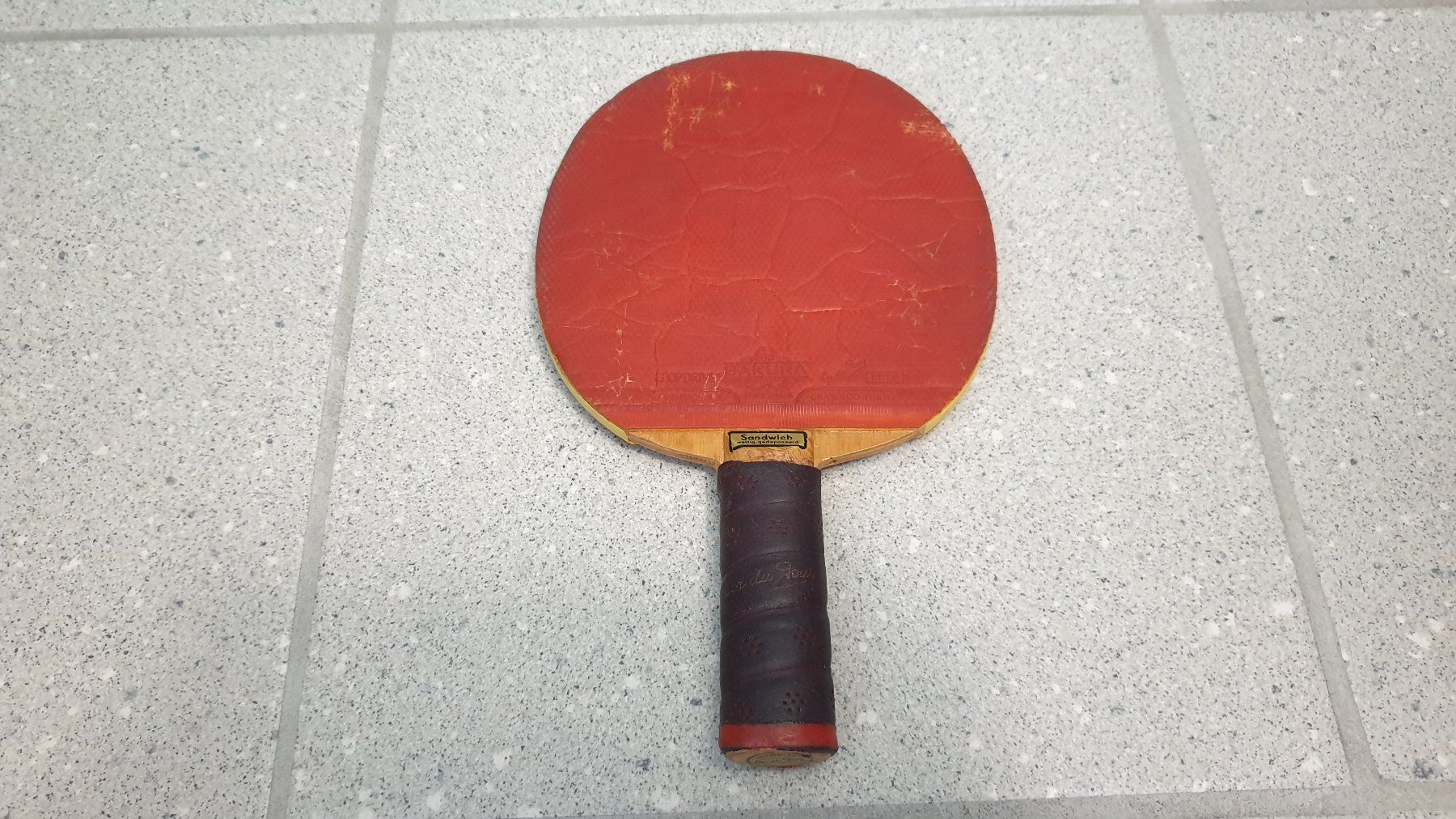 Racchette: Alter Pingpongschläger – Usato da Stäfa venduto da Supertramp73