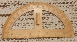 Winkelmesser aus Holz