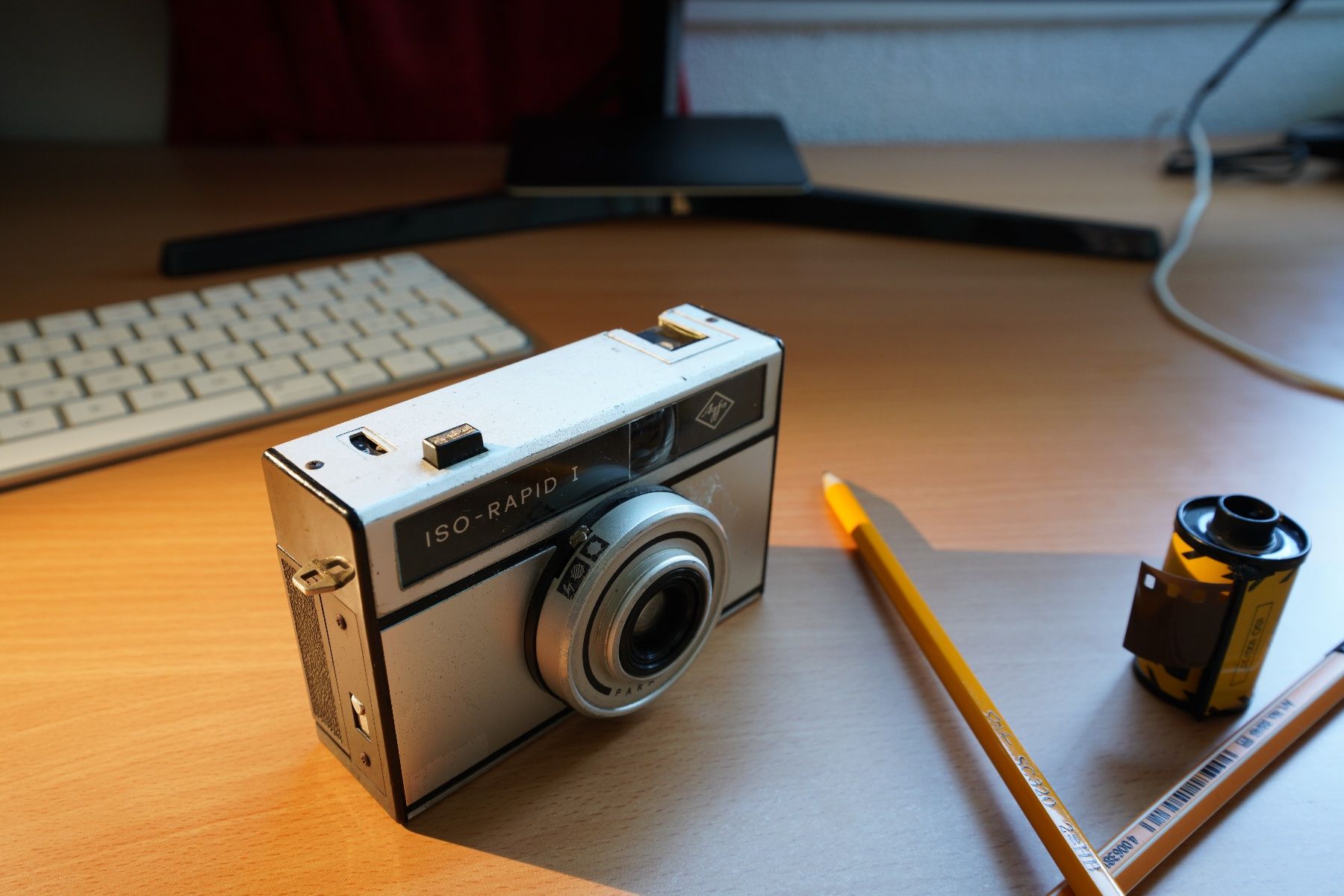 Fotocamera: Iso Rapid 1 + Hülle – Usato da Dagmersellen venduto da sim_zqh8 4