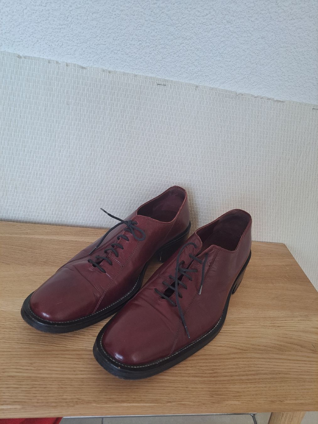 Scarpe da uomo: Herren Marken Schuhe grösse 41 – Usato da Riehen venduto da Appia48