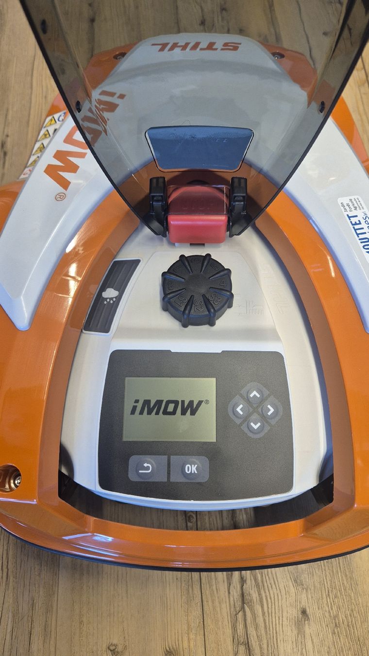 Stihl Tagliaerba: Robot tondeuse Stihl – Nuovo e nell'imballaggio originale da Courrendlin venduto da MouttetMachines 2