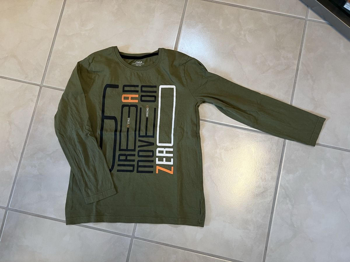 Maglioni & Felpe: Sweatshirt Gr. 134/140 – Usato da Wallisellen venduto da SPKWichtel