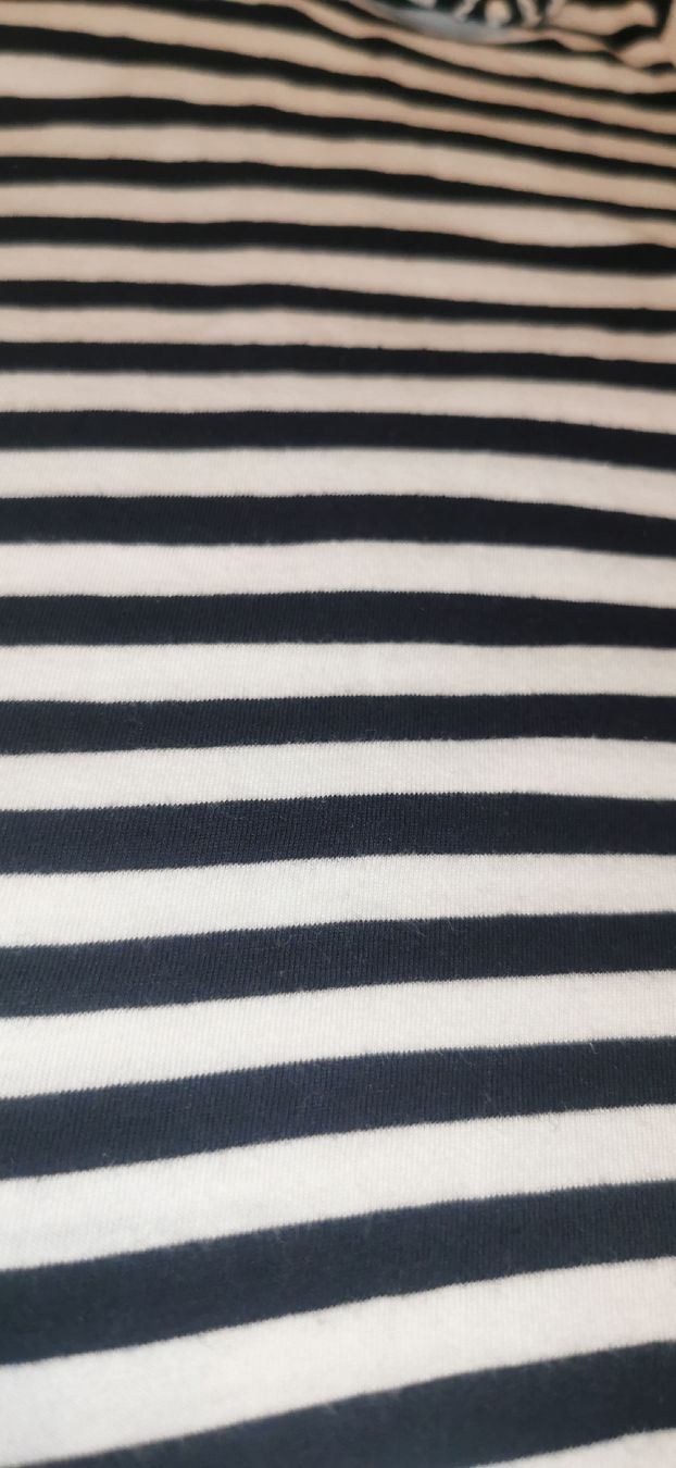 Blusen, T-Shirts & Tops: T-shirt Gr. 116-122 OVS – Gebraucht aus Winterthur von Katyakaterina 3