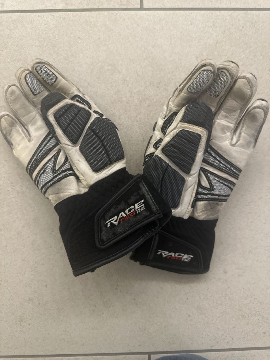 Guanti: Reusch Race Handschuhe Grösse 7/8 – Usato da Adlikon b.Regensdf venduto da Parapak 1