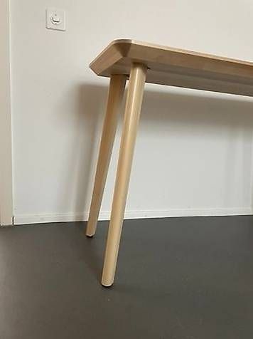 Ikea Scrivanie: LISABO Schreibtisch – Usato da Luzern venduto da gongle88 4