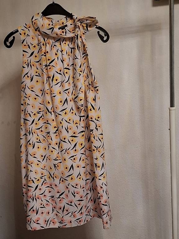 Robes: Damen Kleid  – D'occasion à Birsfelden par Vic_toria
