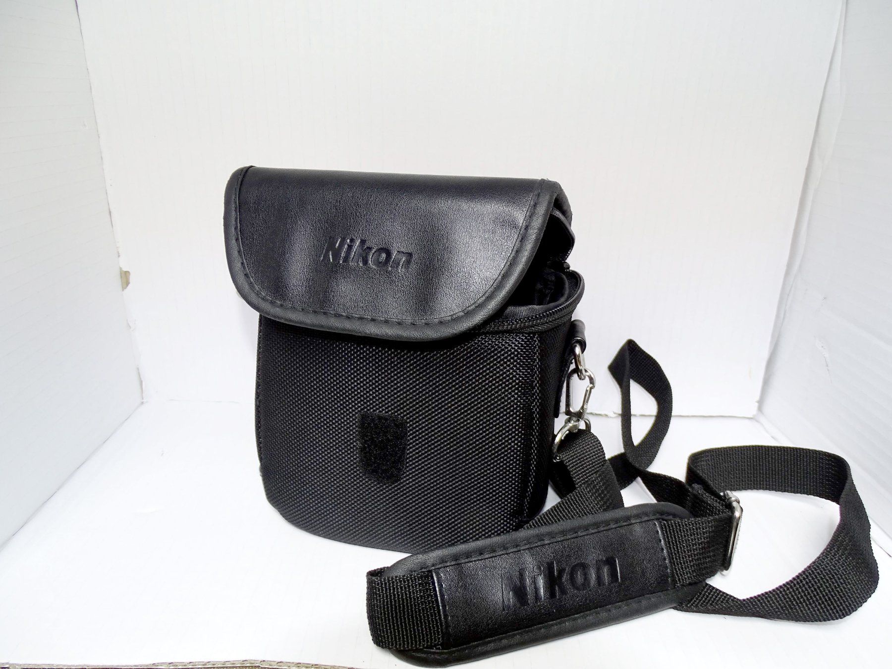 Nikon Kamera: Nikon Coolpix B700 - Zoom 60x - Kit Edition – Gebraucht aus St-Légier-Chiésaz von Zanzaman 6