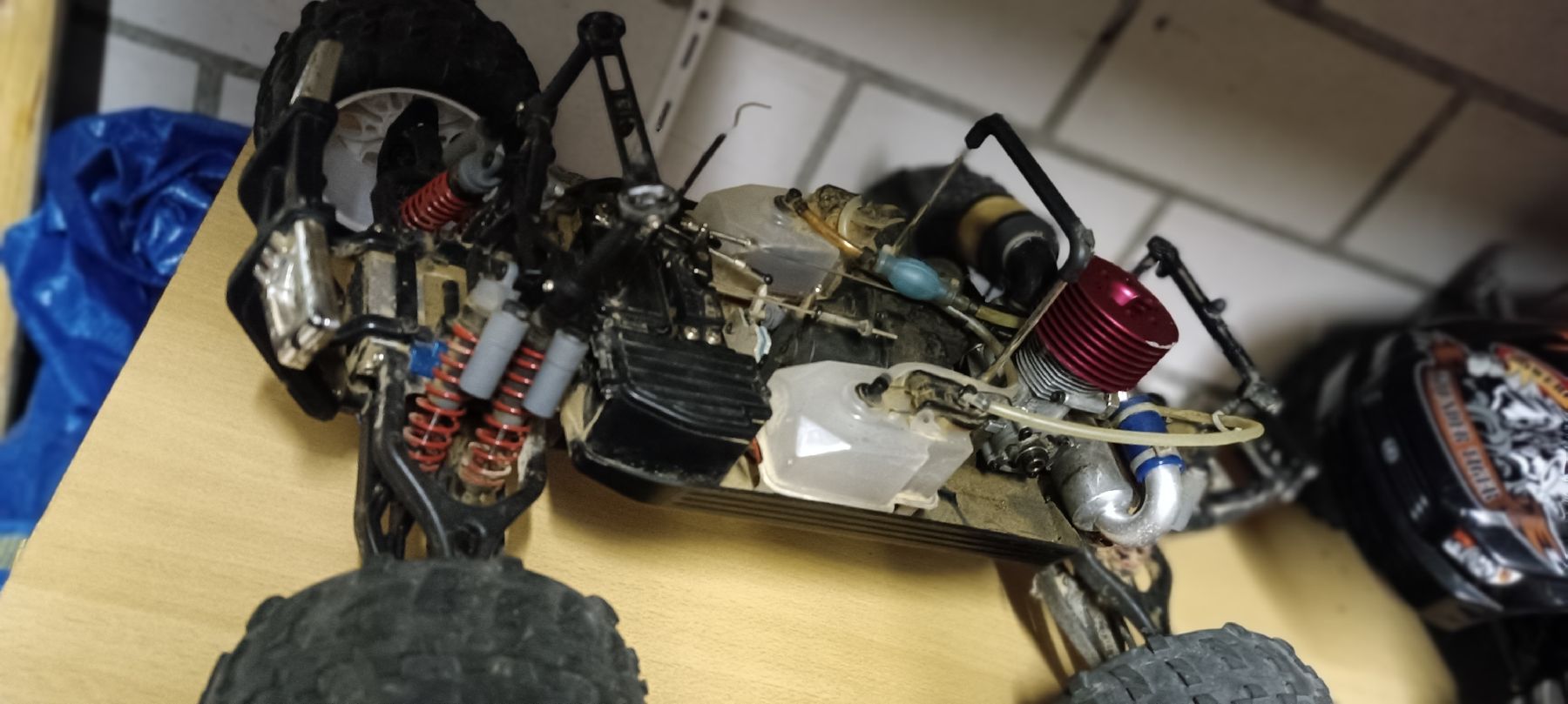 Thunder Tiger RC Kits de montage: Rc auto Thunder Tiger MTA4 – Défectueux à Unterkulm par Sita013 4
