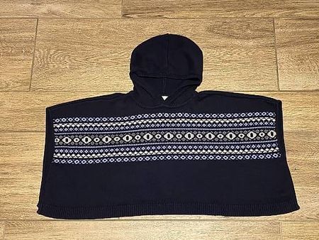 Poncho 5J. 104-110