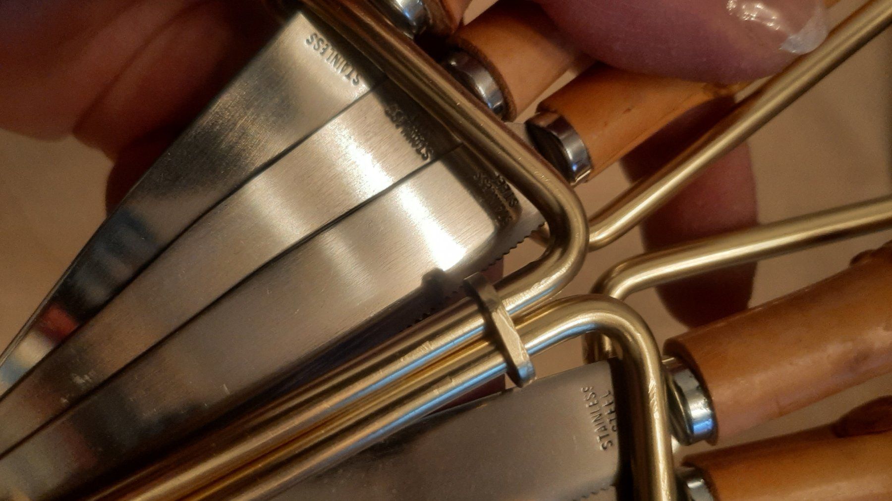 Coltelli: K..12) Messer Set mit Ständer – Usato da Wil SG venduto da AmandaCreations 1