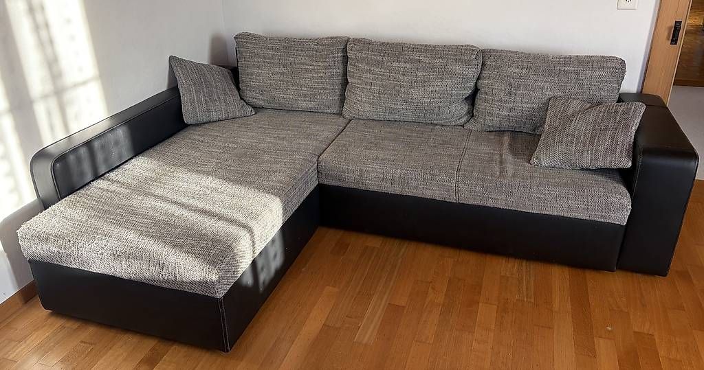 Divani: Sofa zu verschenken! – Usato da Eschenbach LU venduto da nadja.galliker