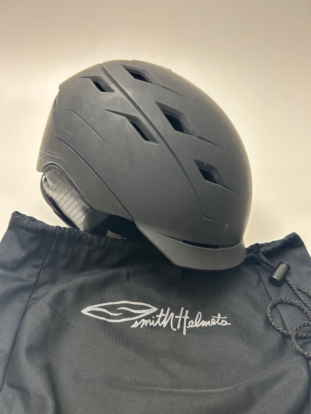 Caschi: Ski Snowboard Helm SMITH Variante, Np. Fr. 259.00 – Nuovo (secondo la descrizione) da Rheineck venduto da emma.gut