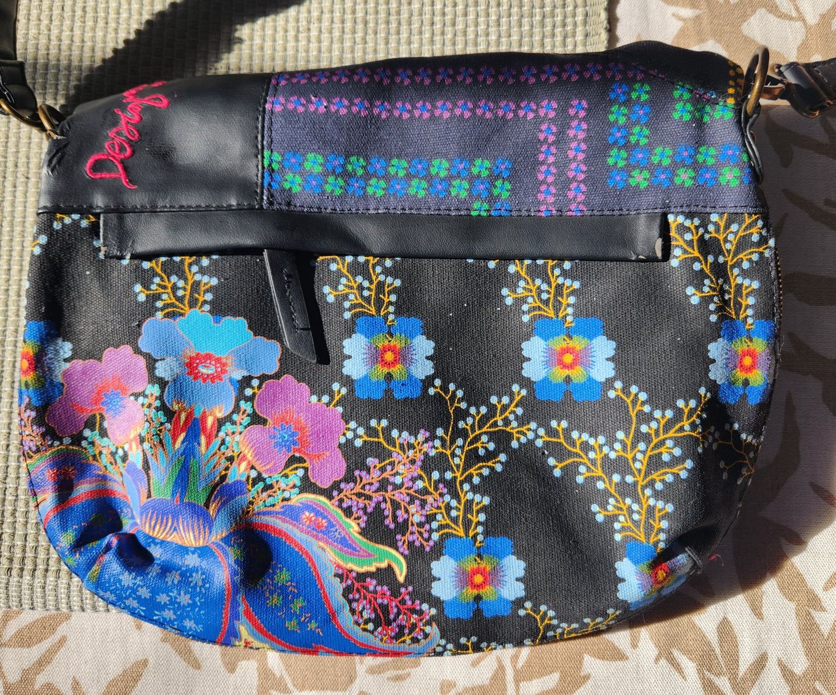 Desigual Taschen für Damen: Sac bandoulière Desigual – Neu (gemäss Beschreibung) aus Neuchâtel von Virg30 3