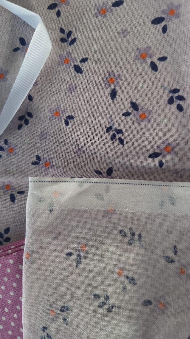 Altro in  Abbigliamento & Accessori: Stofftaschentücher 4 Stück – Nuovo (secondo la descrizione) da Grächen venduto da Hel7890 3