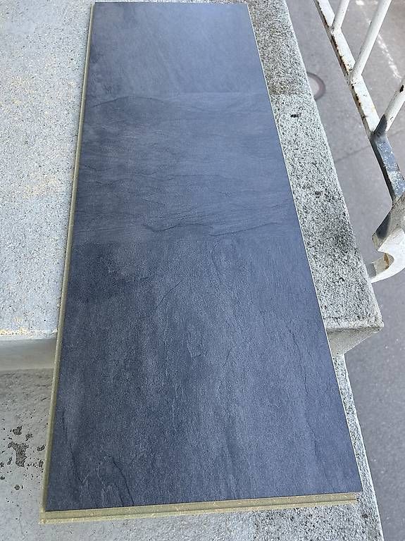 Rivestimenti per pavimenti: Laminat Meister – Usato da Stans venduto da Benzen