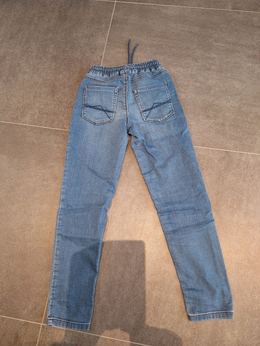 Pantaloni: Kinder Jeans Gr. 140 – Usato da Algetshausen venduto da jst_ncr9 1