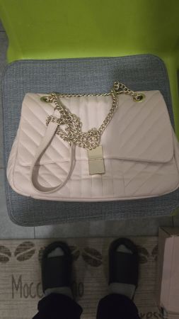 Quilted Shoulder Bag Light Pink Gold Chain Details