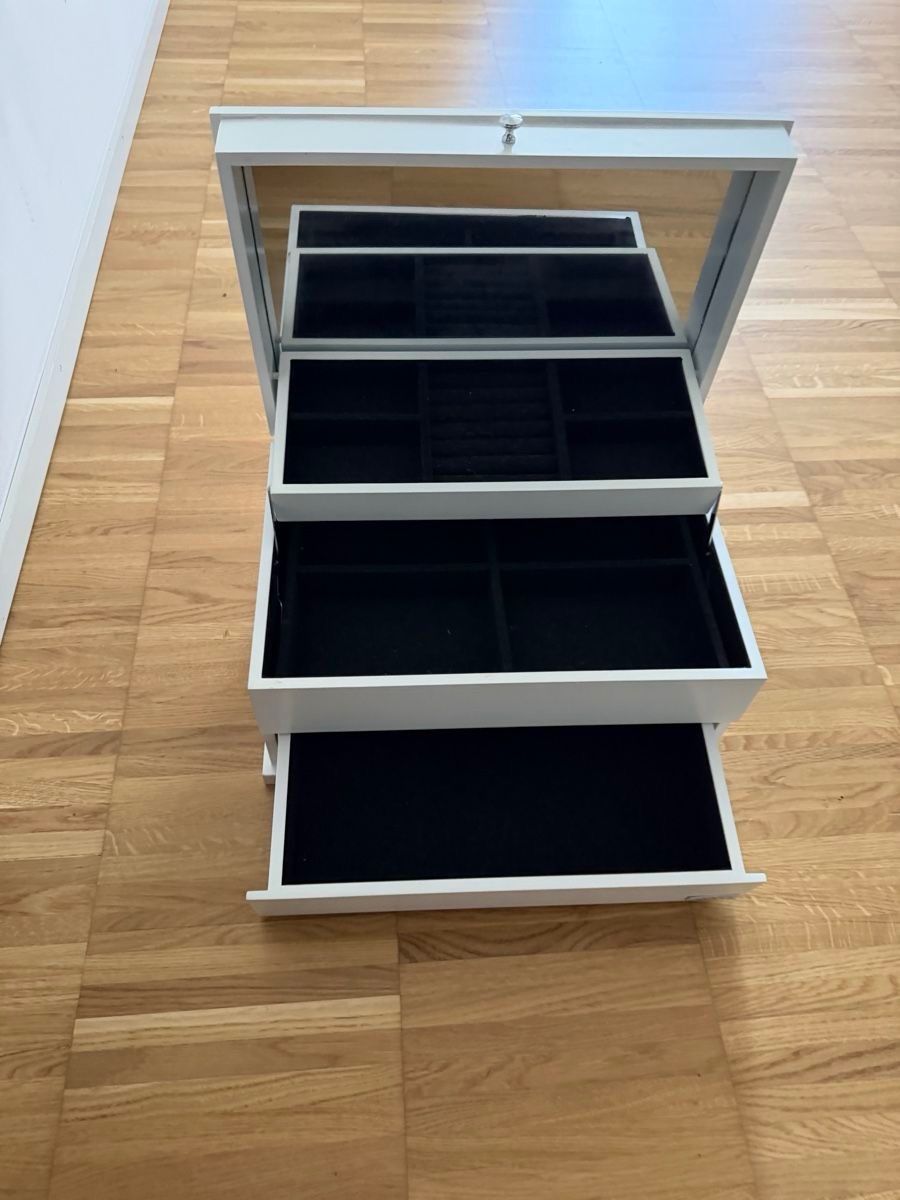 Altro in Decorazioni & Accessori: Schmuckkasten – Usato da Oberriet SG venduto da shanis 1