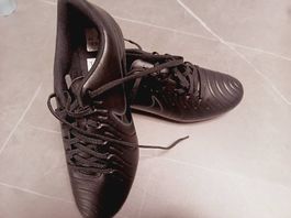 Fussballschuhe Nike 50 % Rabatt Neu Originalverpackt  Gr. 43