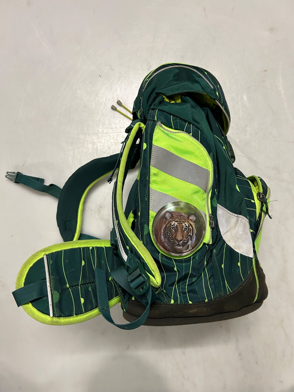 Ergobag Zaini: Ergobag Schulthek-Set – Usato da Lütisburg venduto da Gizmo02 2