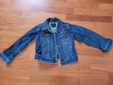 Jeansjacke Grösse 134 neuwertig