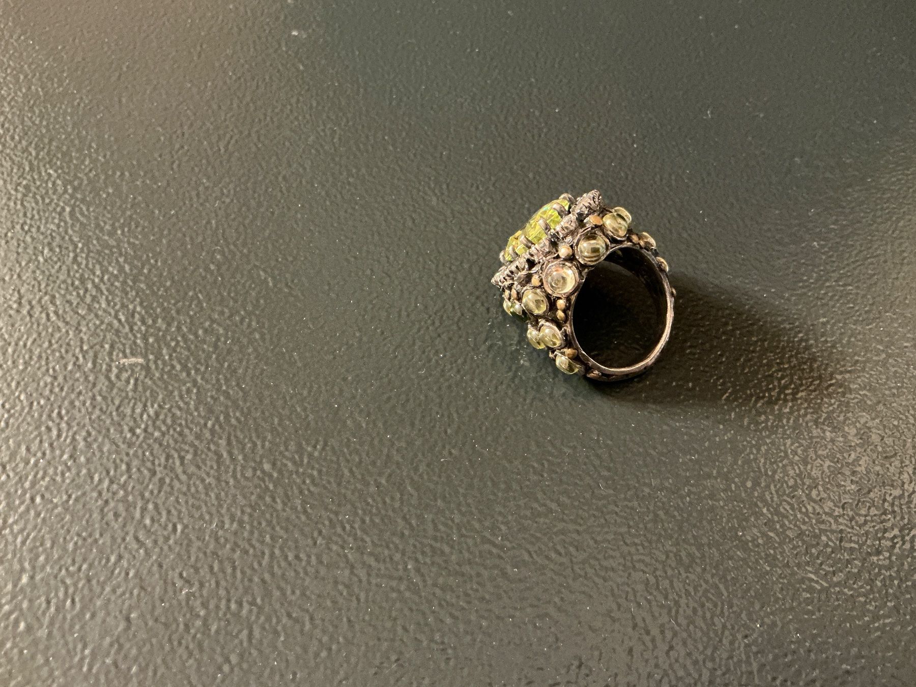 Anelli: Cocktailring mit Peridot – Usato da Moosseedorf venduto da MarcPSahli 2