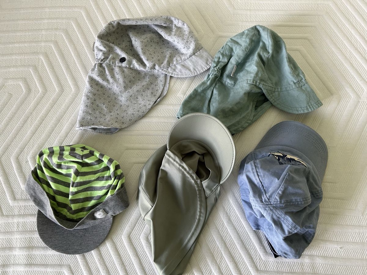 Lotti & Set di vestiti: 5 Mützen 2-4 Jahre – Usato da Wetzikon ZH venduto da eva_5kj6 1