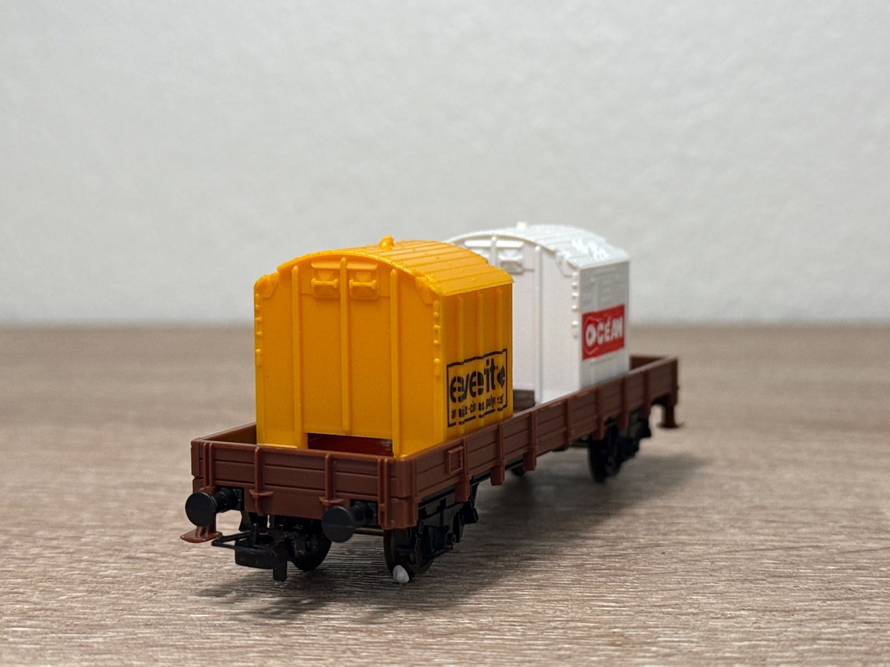 Lima Modellini di ferrovie: Lima Güterwagen H0 (219) – Usato da St-Aubin-Sauges venduto da Lo_Go 2